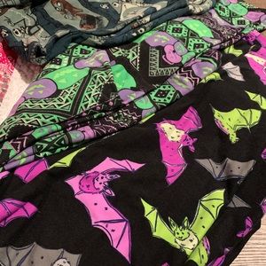 LuLaRoe Halloween leggings (tall/curvy) bundle of 3 pair